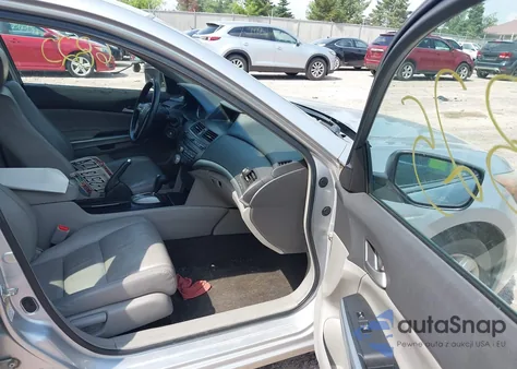 2008 Honda Accord 2.4 Ex-L z USA, uszkodzony, nr VIN 1HGCP268X8A095403